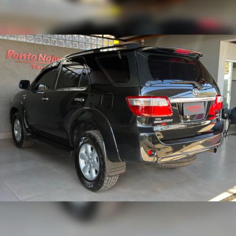 TOYOTA Hilux SW4 3.0 16V 4P SRV 4X4 7 LUGARES TURBO DIESEL AUTOMTICO, Foto 7