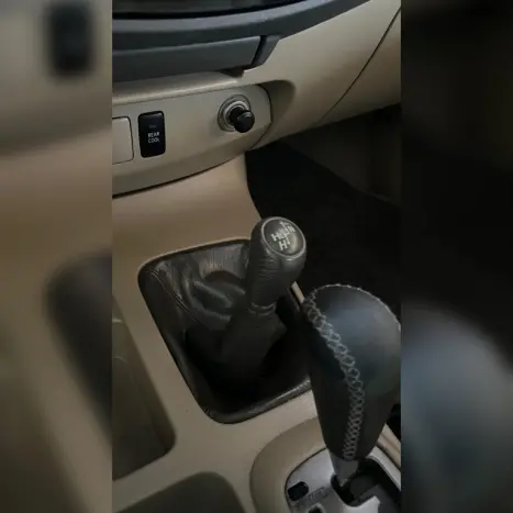 TOYOTA Hilux SW4 3.0 16V 4P SRV 4X4 7 LUGARES TURBO DIESEL AUTOMTICO, Foto 14