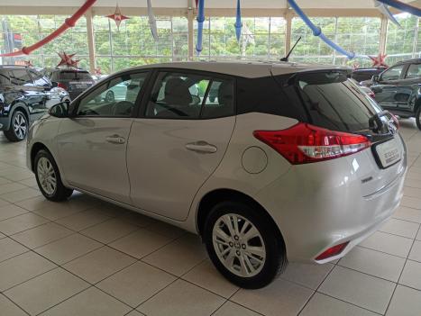 TOYOTA Yaris Hatch 1.3 16V 4P FLEX XL MULTIDRIVE AUTOMTICO CVT, Foto 4