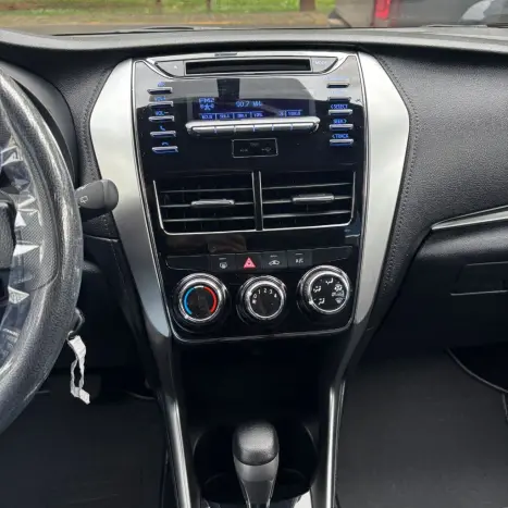 TOYOTA Yaris Hatch 1.3 16V 4P FLEX XL, Foto 12