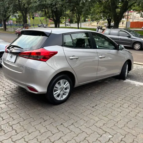 TOYOTA Yaris Hatch 1.3 16V 4P FLEX XL, Foto 15