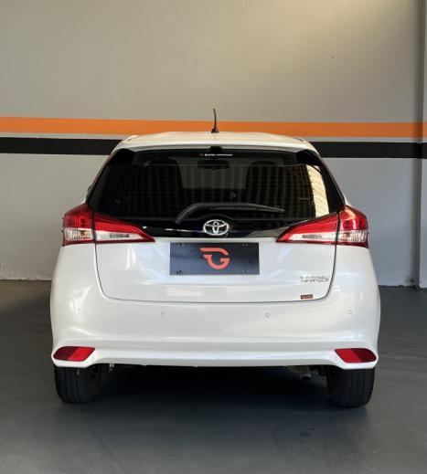 TOYOTA Yaris Hatch 1.5 16V 4P FLEX XL MULTIDRIVE AUTOM�TICO CVT, Foto 6