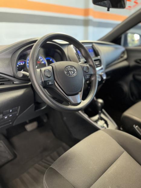 TOYOTA Yaris Hatch 1.5 16V 4P FLEX XL MULTIDRIVE AUTOM�TICO CVT, Foto 11
