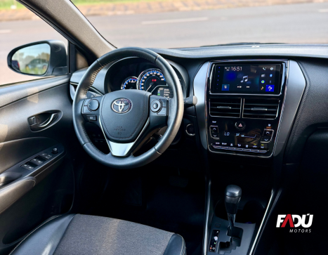 TOYOTA Yaris Hatch 1.5 16V 4P FLEX XS MULTIDRIVE AUTOM�TICO CVT, Foto 4