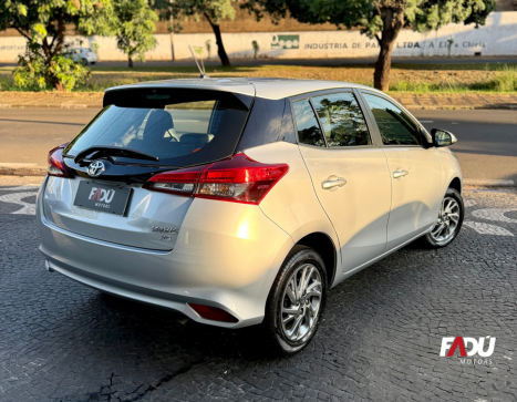 TOYOTA Yaris Hatch 1.5 16V 4P FLEX XS MULTIDRIVE AUTOM�TICO CVT, Foto 7