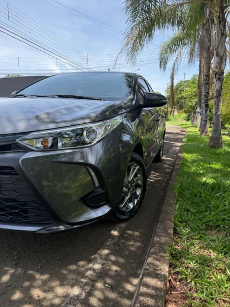 TOYOTA Yaris Hatch 1.5 16V 4P FLEX XS MULTIDRIVE AUTOM�TICO CVT, Foto 2