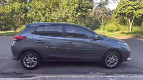 TOYOTA Yaris Hatch 1.5 16V 4P FLEX XS MULTIDRIVE AUTOM�TICO CVT, Foto 5