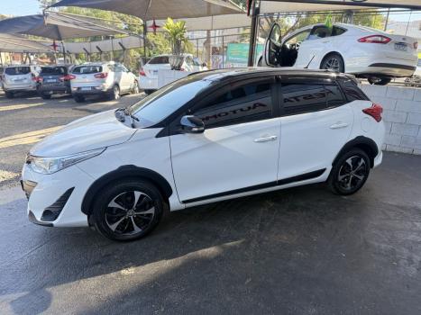 TOYOTA Yaris Hatch 1.5 16V 4P FLEX X WAY CONNECT MULTIDRIVE AUTOM�TICO CVT, Foto 3