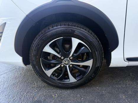 TOYOTA Yaris Hatch 1.5 16V 4P FLEX X WAY CONNECT MULTIDRIVE AUTOM�TICO CVT, Foto 4