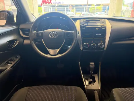 TOYOTA Yaris Sedan 1.5 16V 4P FLEX XL, Foto 6