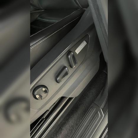 VOLKSWAGEN Amarok 3.0 V6 CABINE DUPLA HIGHLINE EXTREME 4X4 TURBO INTERCOOLER AUTOMTICO, Foto 19