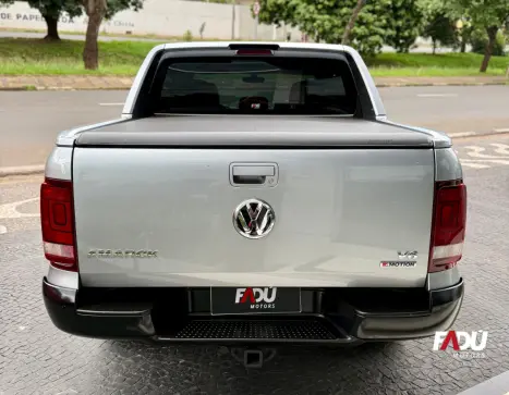 VOLKSWAGEN Amarok 3.0 V6 CABINE DUPLA HIGHLINE EXTREME 4X4 TURBO INTERCOOLER AUTOM�TICO, Foto 9