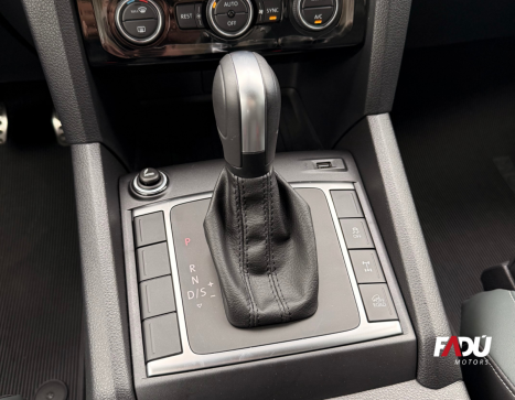 VOLKSWAGEN Amarok 3.0 V6 CABINE DUPLA HIGHLINE EXTREME 4X4 TURBO INTERCOOLER AUTOM�TICO, Foto 9