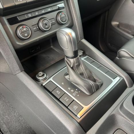 VOLKSWAGEN Amarok 3.0 V6 CABINE DUPLA HIGHLINE EXTREME 4X4 TURBO INTERCOOLER AUTOMÁTICO, Foto 13