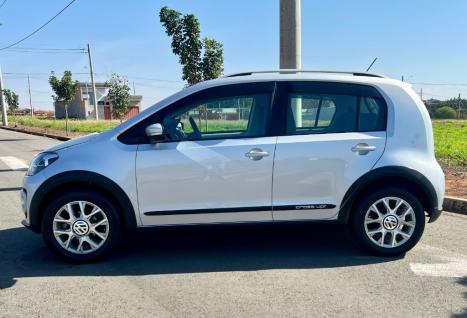 VOLKSWAGEN Cross UP 1.0 12V 4P FLEX I-MOTION AUTOMATIZADO, Foto 2