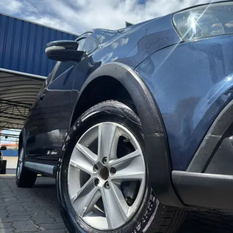 VOLKSWAGEN Crossfox 1.6 4P FLEX, Foto 4