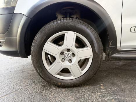 VOLKSWAGEN Crossfox 1.6 4P FLEX, Foto 4