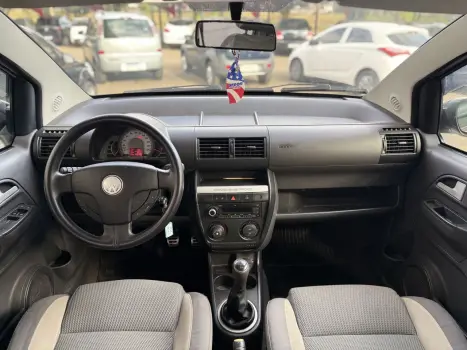 VOLKSWAGEN Crossfox 1.6 4P FLEX, Foto 10