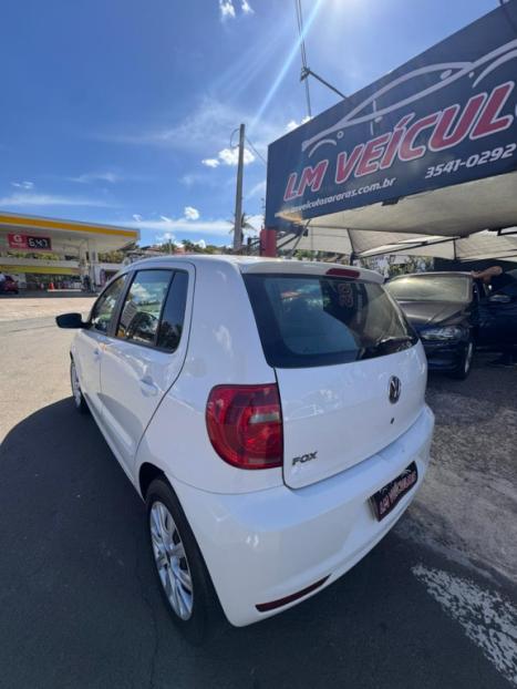 VOLKSWAGEN Fox 1.0 4P COMFORTLINE FLEX, Foto 7