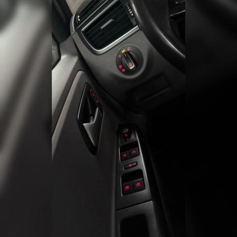 VOLKSWAGEN Fox 1.6 4P HIGHLINE FLEX, Foto 8