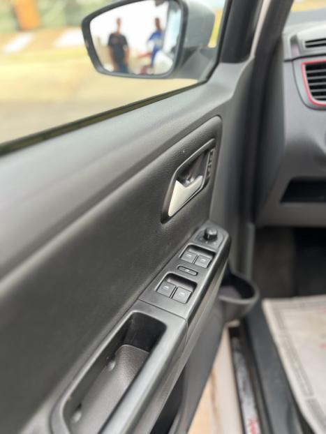 VOLKSWAGEN Fox 1.6 4P ROCK IN RIO FLEX, Foto 6