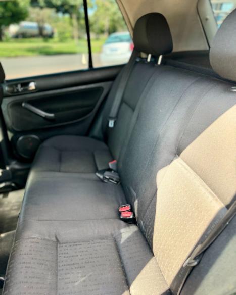 VOLKSWAGEN Golf 1.6 4P, Foto 4