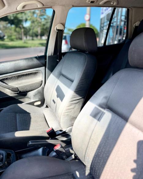 VOLKSWAGEN Golf 1.6 4P, Foto 5