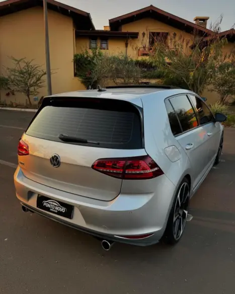 VOLKSWAGEN Golf 2.0 4P GTI TURBO AUTOMÁTICO, Foto 4 VOLKSWAGEN Golf 2.0 4P GTI TURBO AUTOMÁTICO, Foto 4