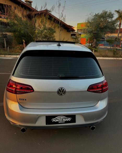 VOLKSWAGEN Golf 2.0 4P GTI TURBO AUTOMÁTICO, Foto 5 VOLKSWAGEN Golf 2.0 4P GTI TURBO AUTOMÁTICO, Foto 5
