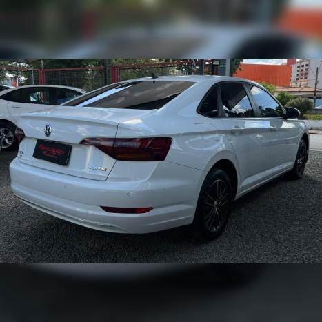 VOLKSWAGEN Jetta 1.4 4P 250 FLEX AUTOMÁTICO, Foto 4 VOLKSWAGEN Jetta 1.4 4P 250 FLEX AUTOMÁTICO, Foto 4