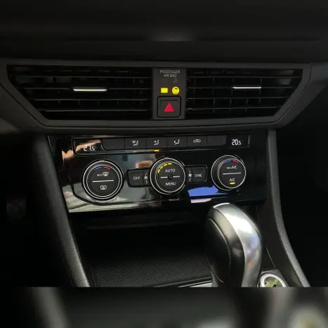 VOLKSWAGEN Jetta 1.4 4P 250 FLEX AUTOMÁTICO, Foto 10 VOLKSWAGEN Jetta 1.4 4P 250 FLEX AUTOMÁTICO, Foto 10