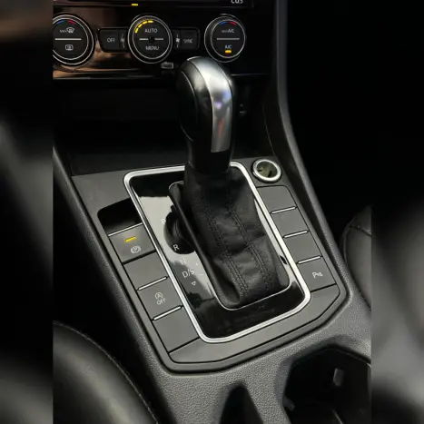 VOLKSWAGEN Jetta 1.4 4P 250 FLEX AUTOMÁTICO, Foto 11 VOLKSWAGEN Jetta 1.4 4P 250 FLEX AUTOMÁTICO, Foto 11