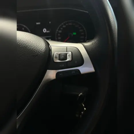 VOLKSWAGEN Jetta 1.4 4P 250 FLEX AUTOMÁTICO, Foto 13 VOLKSWAGEN Jetta 1.4 4P 250 FLEX AUTOMÁTICO, Foto 13