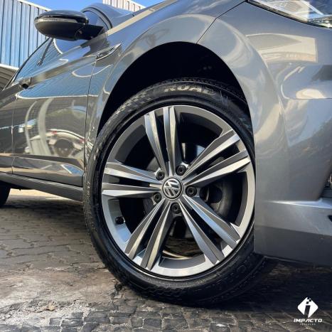 VOLKSWAGEN Jetta 1.4 4P 250 TSI R-LINE AUTOMTICO, Foto 3