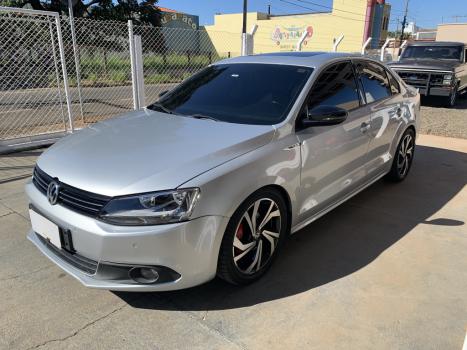 VOLKSWAGEN Jetta 2.0 4P COMFORTLINE TIPTRONIC AUTOM�TICO, Foto 1