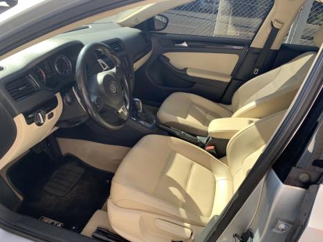VOLKSWAGEN Jetta 2.0 4P COMFORTLINE TIPTRONIC AUTOM�TICO, Foto 5