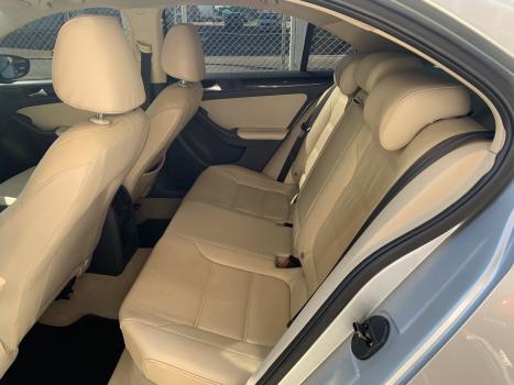 VOLKSWAGEN Jetta 2.0 4P COMFORTLINE TIPTRONIC AUTOM�TICO, Foto 6