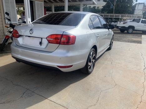 VOLKSWAGEN Jetta 2.0 4P COMFORTLINE TIPTRONIC AUTOM�TICO, Foto 4