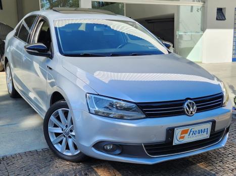VOLKSWAGEN Jetta 2.0 4P FLEX COMFORTLINE TIPTRONIC AUTOM�TICO, Foto 2
