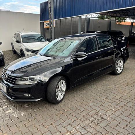 VOLKSWAGEN Jetta 2.0 4P TSI HIGHLINE 200 CV AUTOM�TICO, Foto 4