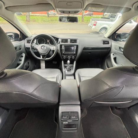 VOLKSWAGEN Jetta 2.0 4P TSI HIGHLINE 200 CV AUTOM�TICO, Foto 8