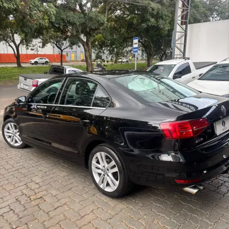 VOLKSWAGEN Jetta 2.0 4P TSI HIGHLINE 200 CV AUTOM�TICO, Foto 17