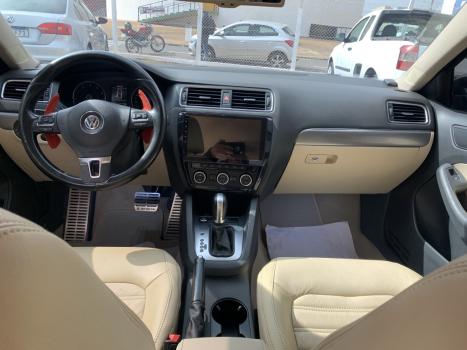 VOLKSWAGEN Jetta 2.0 4P TSI HIGHLINE 211 CV AUTOM�TICO, Foto 5