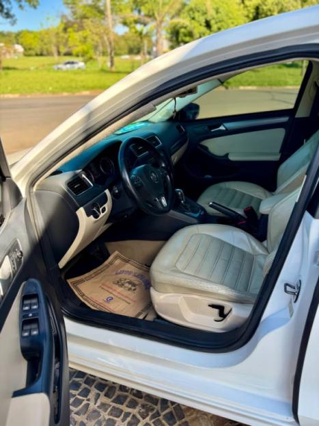 VOLKSWAGEN Jetta 2.0 4P FLEX COMFORTLINE TIPTRONIC AUTOM�TICO, Foto 8