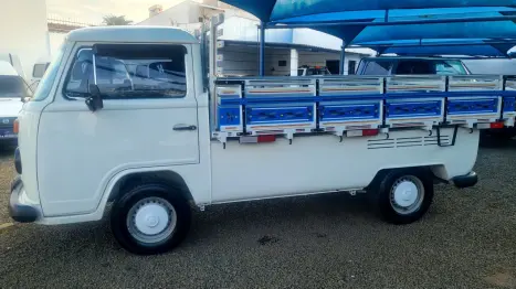 VOLKSWAGEN Kombi Furg�o 1.5, Foto 6