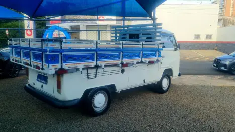 VOLKSWAGEN Kombi Furg�o 1.5, Foto 10