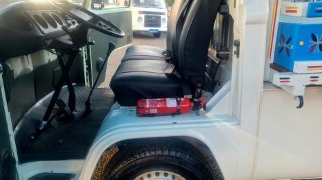 VOLKSWAGEN Kombi Furg�o 1.5, Foto 13