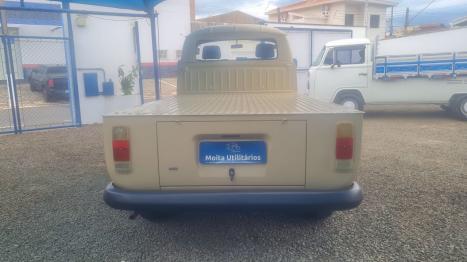 VOLKSWAGEN Kombi Furg�o 1.5, Foto 6