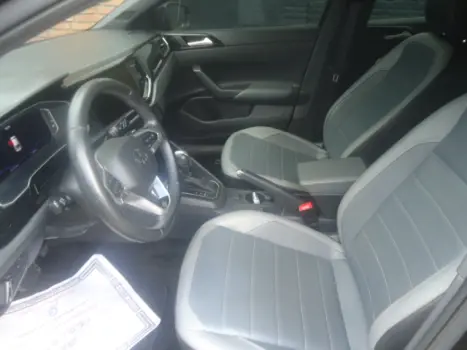 VOLKSWAGEN Nivus 1.0 4P FLEX 200 TSI HIGHLINE TURBO AUTOMÁTICO, Foto 5 VOLKSWAGEN Nivus 1.0 4P FLEX 200 TSI HIGHLINE TURBO AUTOMÁTICO, Foto 5