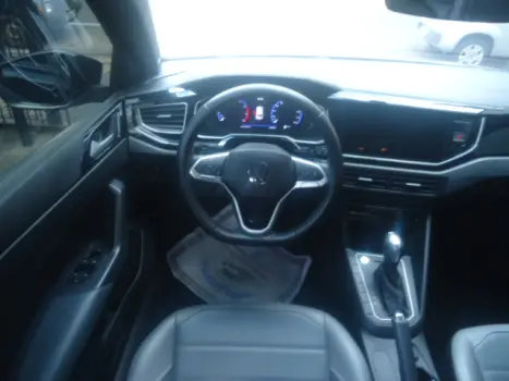 VOLKSWAGEN Nivus 1.0 4P FLEX 200 TSI HIGHLINE TURBO AUTOMÁTICO, Foto 7 VOLKSWAGEN Nivus 1.0 4P FLEX 200 TSI HIGHLINE TURBO AUTOMÁTICO, Foto 7